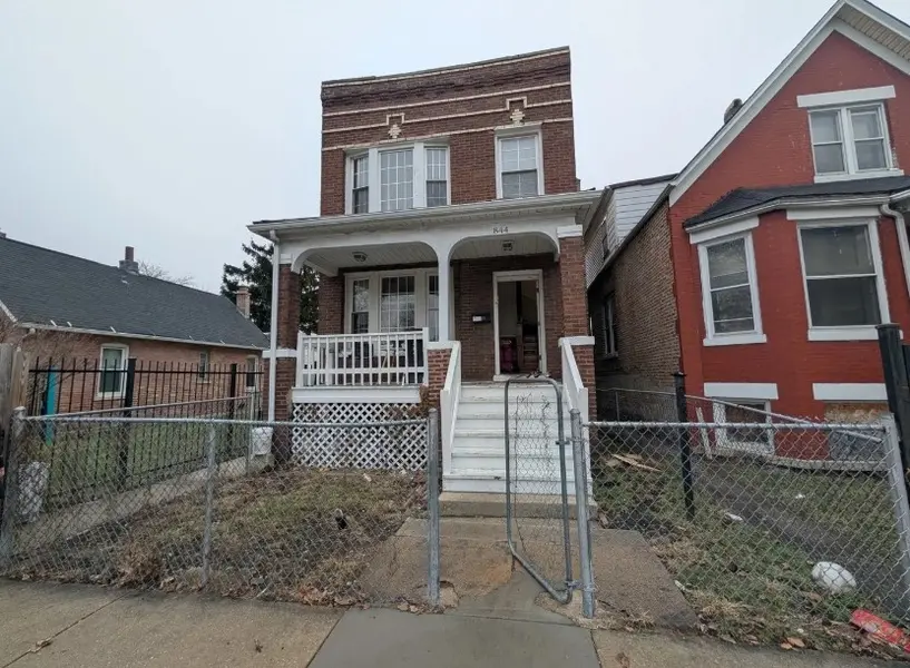 844 N Harding AVE #BASEMENT, Chicago, IL 60651