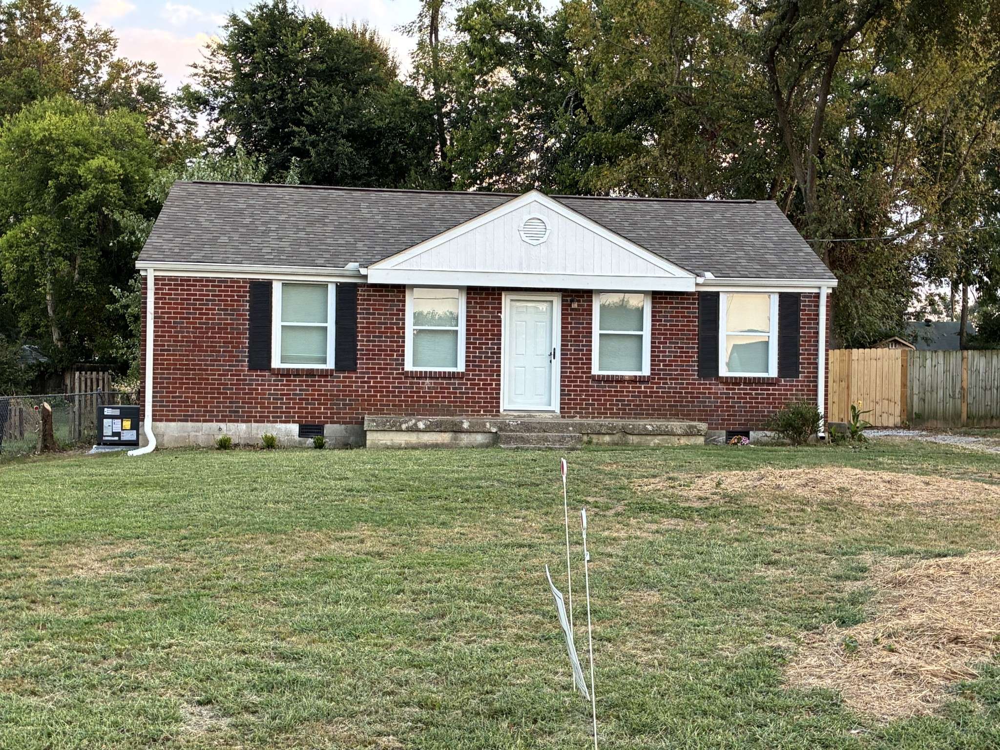 2926 Ironwood Dr, Nashville, TN 37214