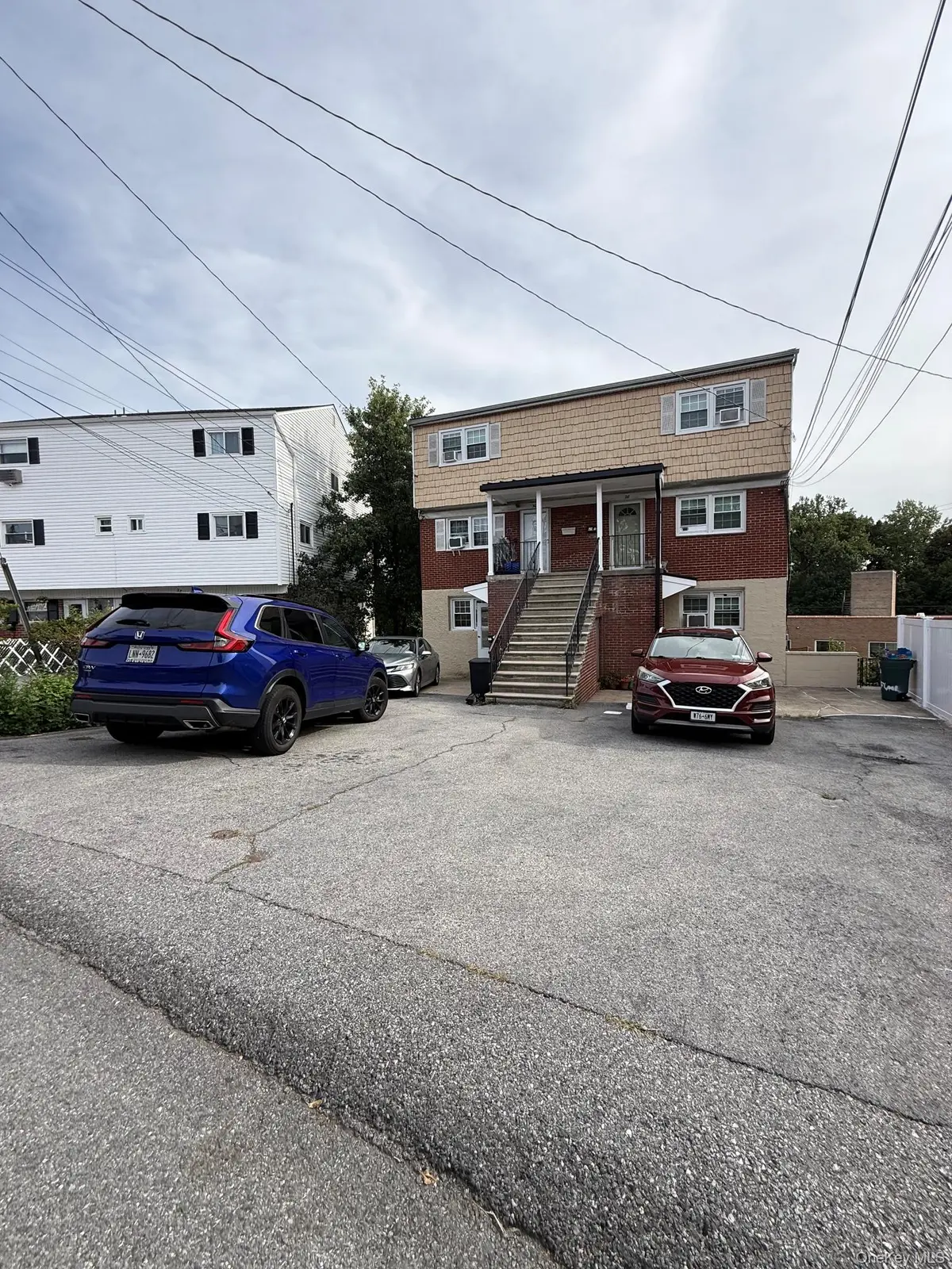 30 Elissa LN #1 (1st Floor), Yonkers, NY 10710