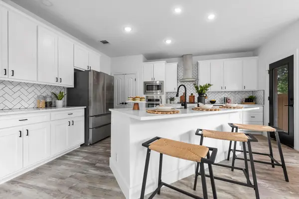 10909 River Plantation DR, Austin, TX 78747