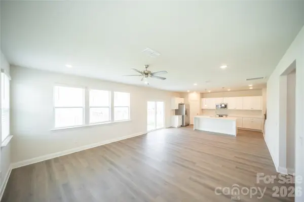 535 Larragan DR, Denver, NC 28037