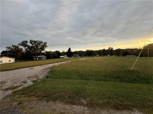 Lot 2047 Admiral DR, Gallatin, MO 64640