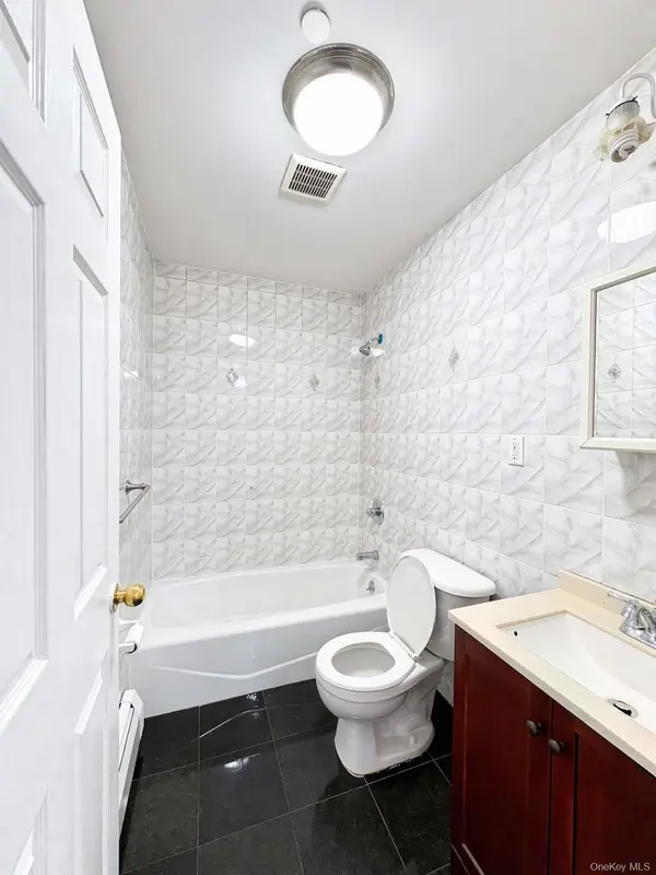 104-33 39th AVE #2B, Corona, NY 11368
