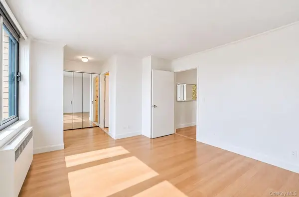 60 Henry ST #15F2, New York (manhattan), NY 10002