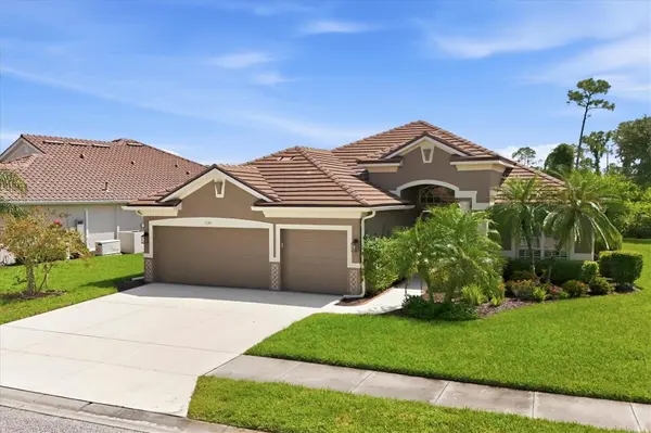 1020 CREEK NINE DR, North Port, FL 34291