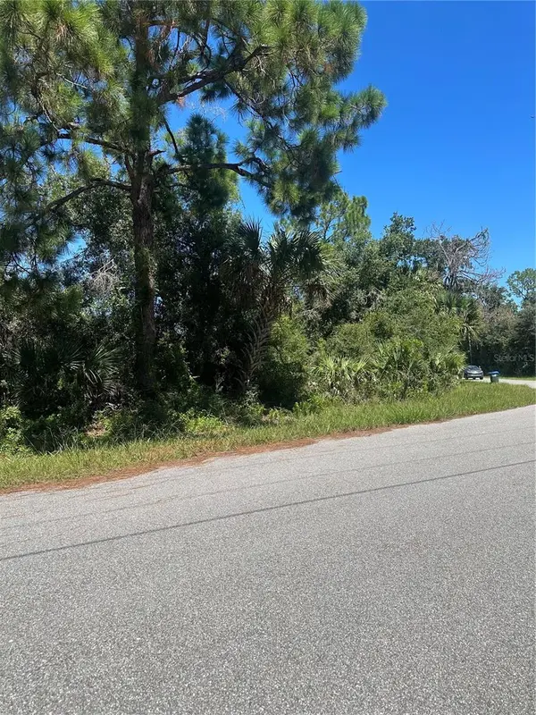 SNUG ST, North Port, FL 34286