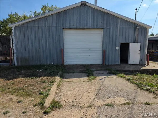 103,105,107 11th ST, Crocker, MO 65452