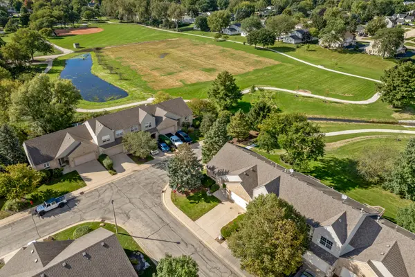 11450 Russell DR, Huntley, IL 60142