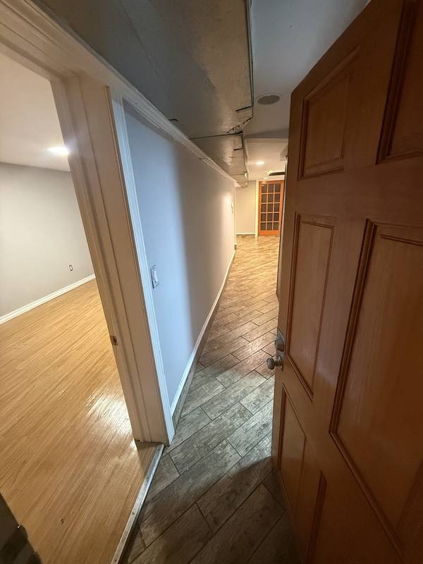 844 N Harding AVE #BASEMENT, Chicago, IL 60651