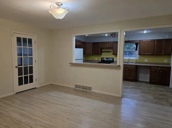 213 S Fremont ST, Tampico, IL 61283