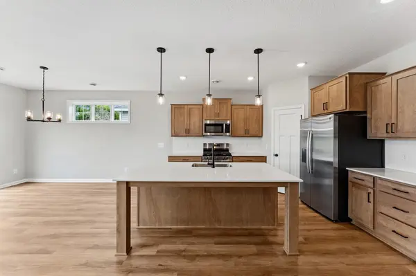 504 James Pkwy, Elko New Market, MN 55054