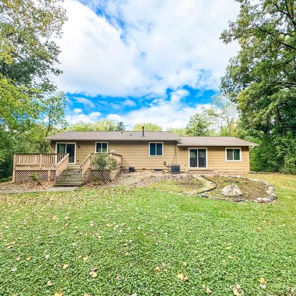 17800 Jamaica CIR, Lakeville, MN 55044