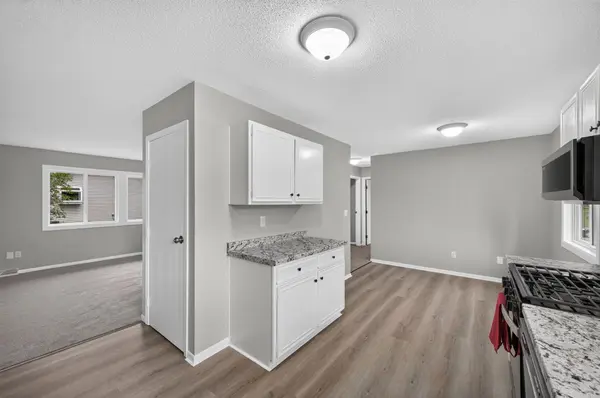 1014 9th AVE SW, Forest Lake, MN 55025