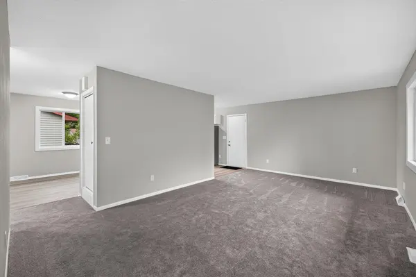 1014 9th AVE SW, Forest Lake, MN 55025