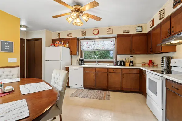 2529 38TH ST, Two Rivers, WI 54241
