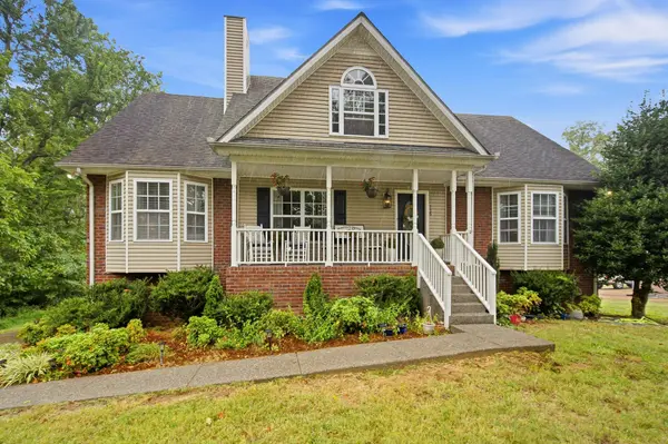 116 Ben Albert Rd, Cottontown, TN 37048