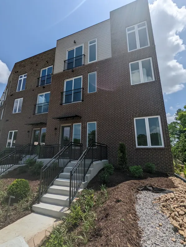 1507 Porter Rd #101, Nashville, TN 37206