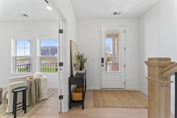 2562 Peaceful Valley Drive, Columbia, TN 38401