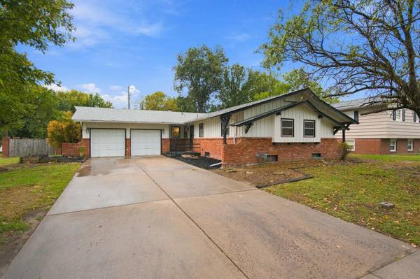 4001 W Bella Vista, Wichita, KS 67212