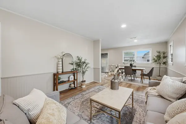 4001 W Bella Vista, Wichita, KS 67212