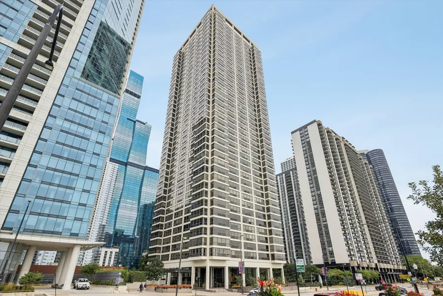 360 E RANDOLPH ST #403, Chicago, IL 60601