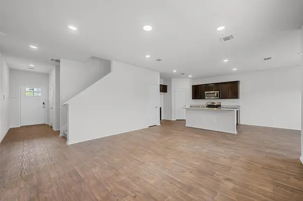 164 Frogmore LOOP, Kyle, TX 78640