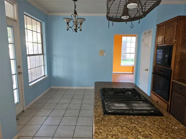 1237 Rocky Creek DR, Pflugerville, TX 78660