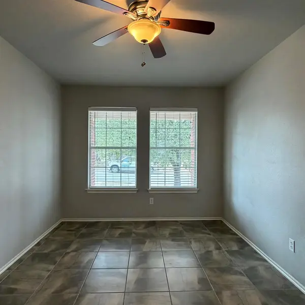 100 Carol Ave, Leander, TX 78641