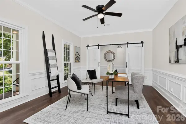 6128 Lake Providence LN, Charlotte, NC 28277