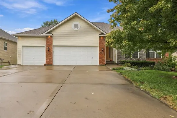 10108 N Willow AVE, Kansas City, MO 64157