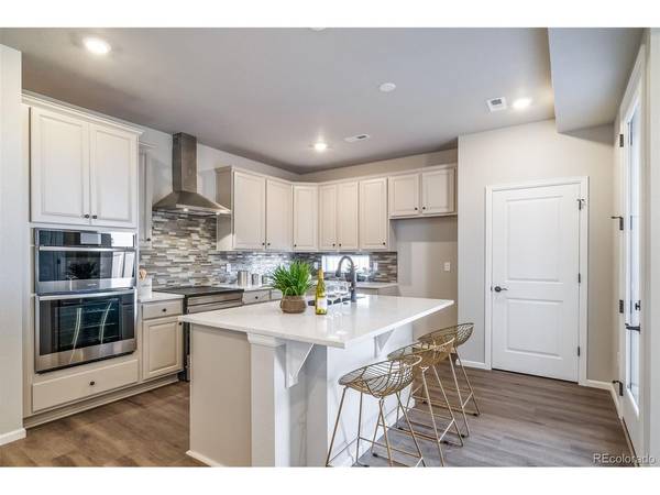 22123 E 49th, Aurora, CO 80019