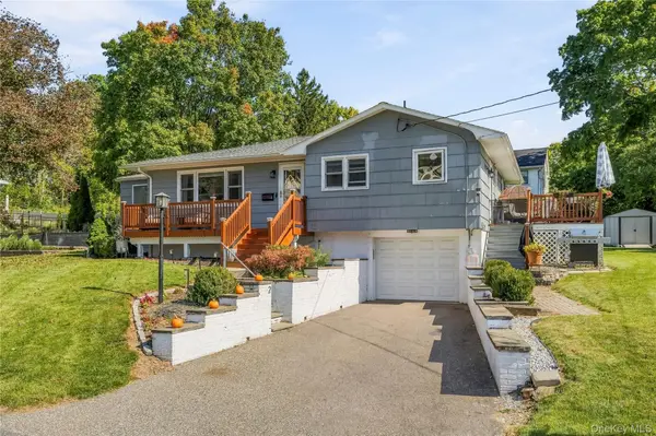 2 Garden TER, Goshen, NY 10924