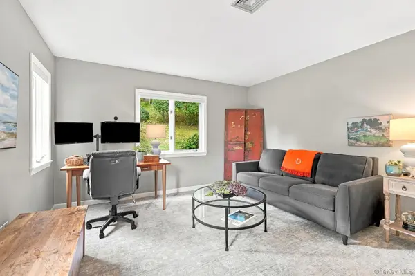 823 Heritage HLS #A, Somers, NY 10589
