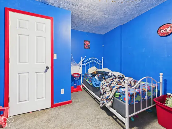 1523 W 20th ST, Anderson, IN 46016