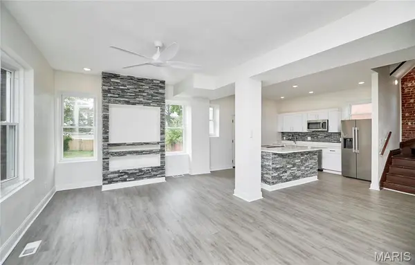 5922 Clemens AVE, St Louis, MO 63112