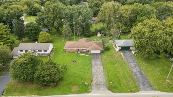 8598 Olson RD, Belvidere, IL 61008