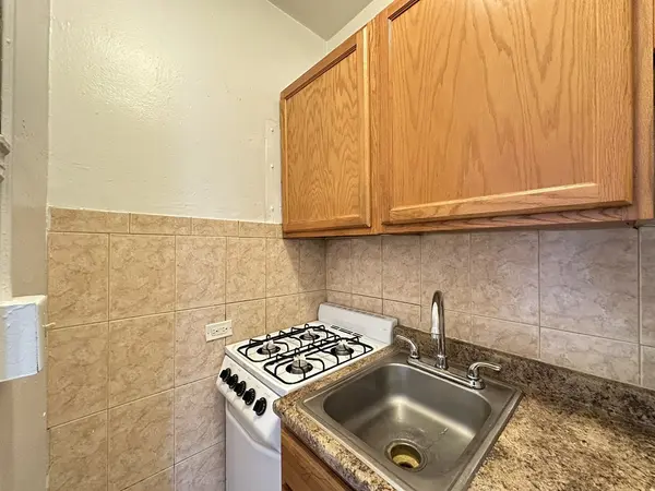 434 W Wellington AVE #609, Chicago, IL 60657