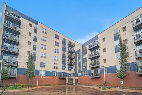 1502 5th ST N #403, Hopkins, MN 55305