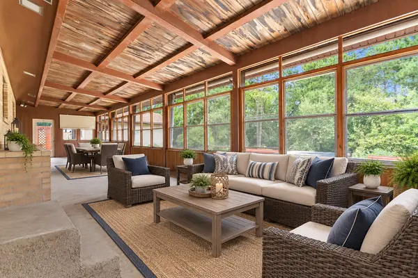 345 Sunset LN N, Cambridge, MN 55008
