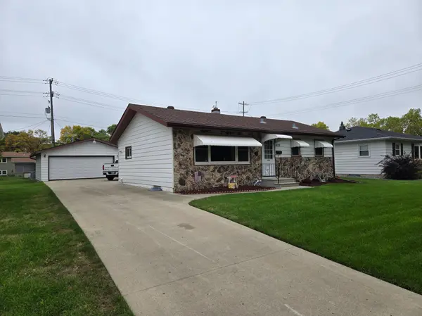 1622 17th ST S, Fargo, ND 58103