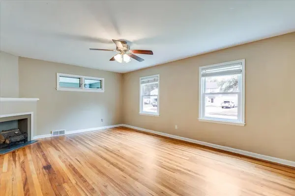 2410 E Wilma, Wichita, KS 67211
