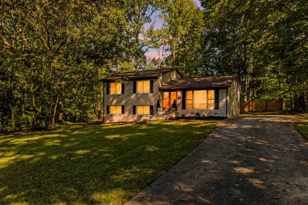 2020 Berrywood LN, Clover, SC 29710