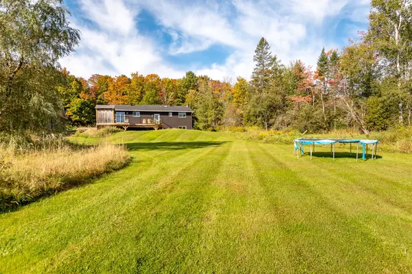 909 Old Muskoka RD, Huntsville, ON P0B 1M0