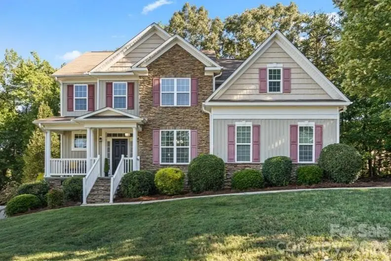 1135 Brookdale LN, Stanley, NC 28164