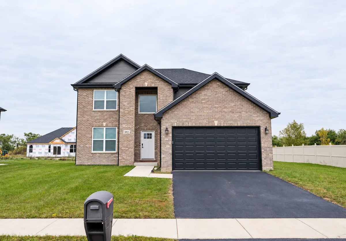 20925 Dexter ST, Lynwood, IL 60411