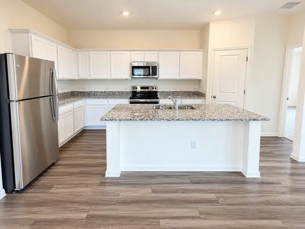 325 Sieders ST, Taylor, TX 76574