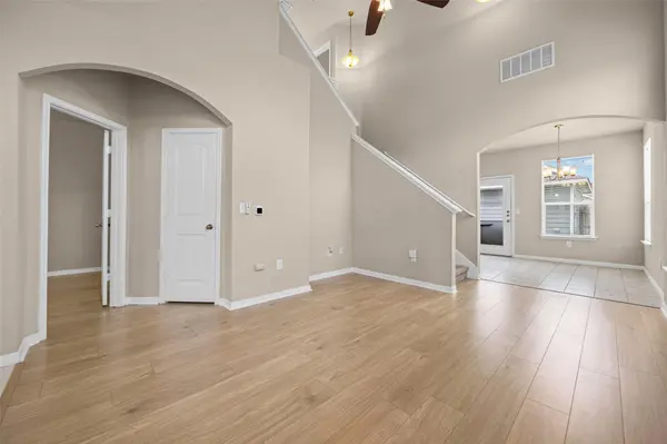 1700 Arborside DR, Austin, TX 78754