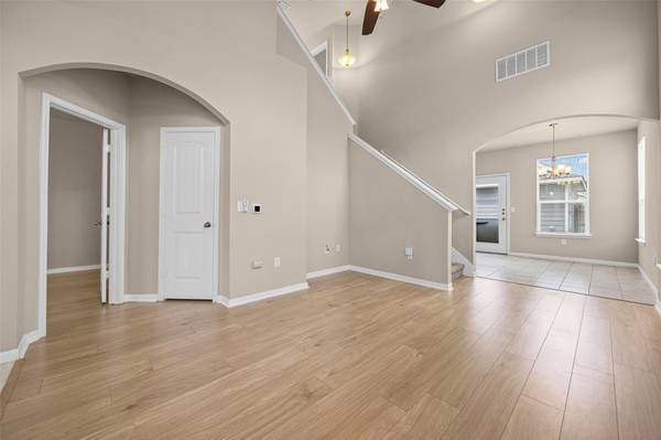 1700 Arborside DR, Austin, TX 78754