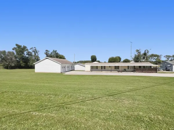 502 Old SR 231 ***, Huntingburg, IN 47542