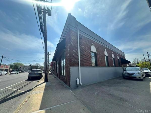 72 Franklin AVE #1FL, Franklin Square, NY 11010